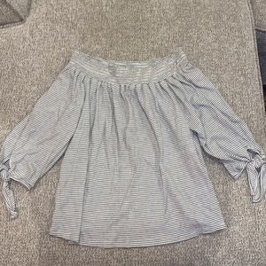 Striped strapless shirt